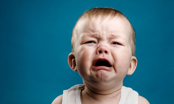 Devriez-vous ramasser des bébés chaque fois qu'ils pleurent? 8 Devriez-vous ramasser des bébés chaque fois qu'ils pleurent?