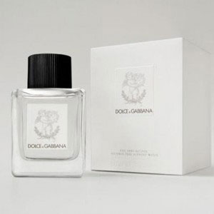 Dolce & Gabbana vendant un parfum pour bébés