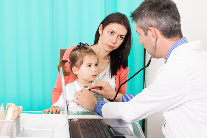 Empoisonnement au plomb chez le nourrisson / enfant en bas âge: 6 causes, 7 symptômes et 2 traitements 3 Empoisonnement au plomb chez les bébés