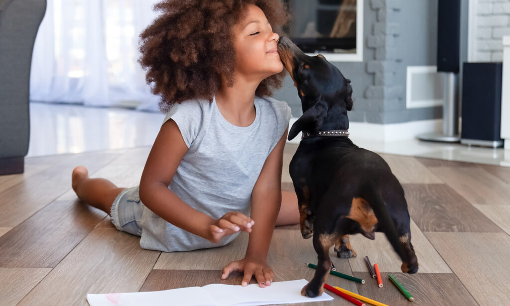 Être parent pendant le coronavirus: conseils pour les familles avec enfants