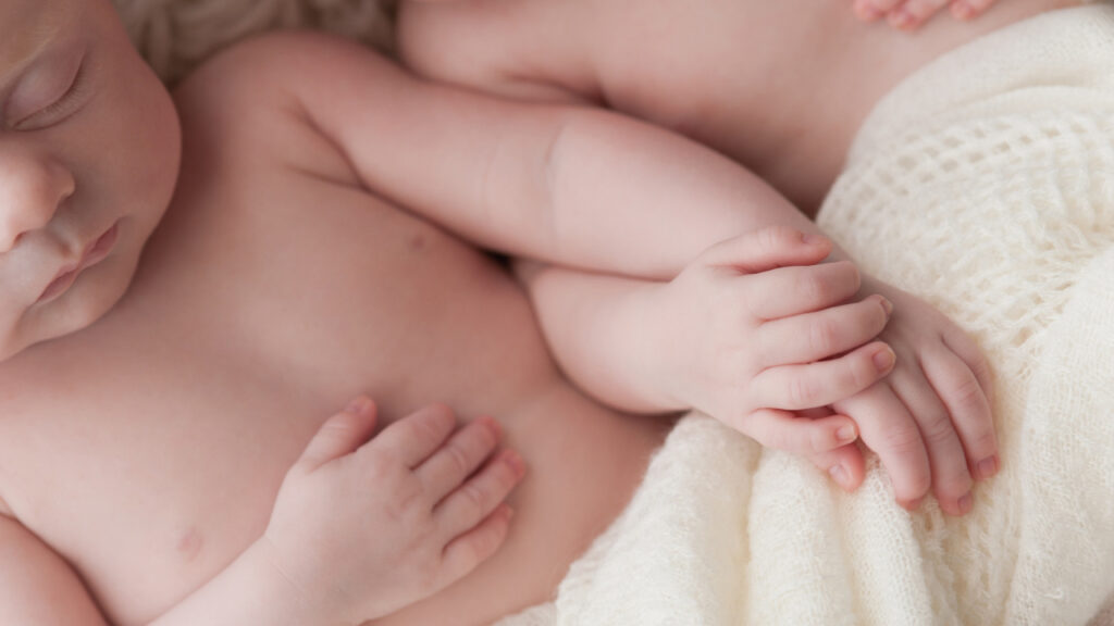 Des jumeaux attendus? Voici une façon créative de les nommer 3 Des jumeaux attendus? Voici une façon créative de les nommer