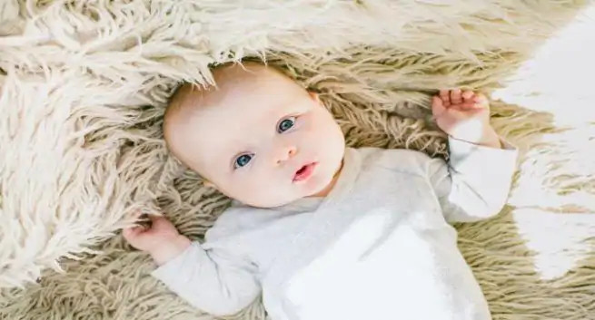 Gardez à l'esprit ces dangers insoupçonnés lorsque vous nommez votre bébé 6 noms de bébé