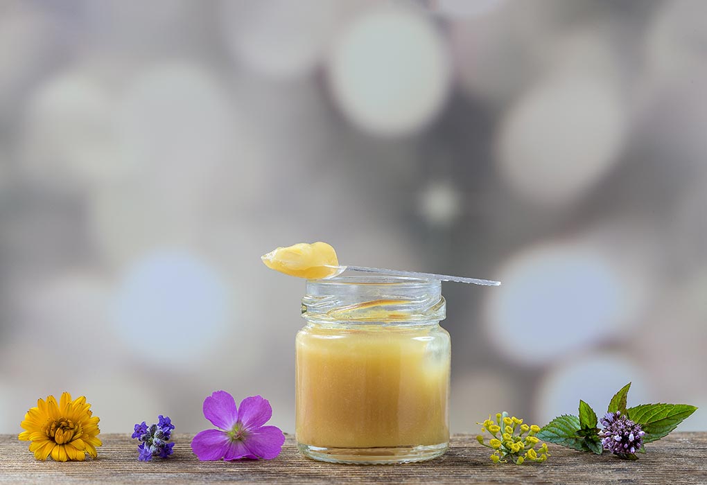 Gelée Royale - Super Food for Fertility 8 Gelée Royale - Super Food Fertility