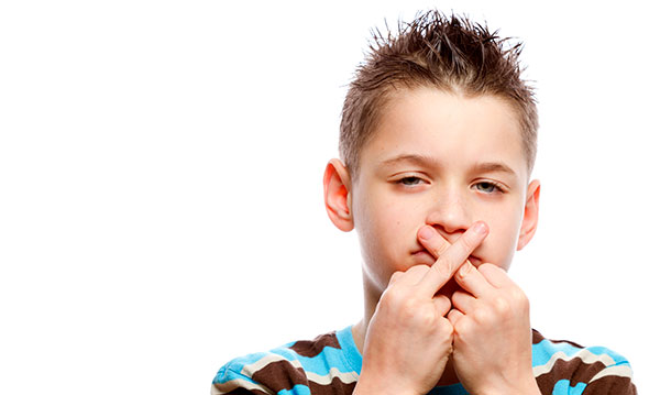 Comment amener les enfants à cesser de jurer