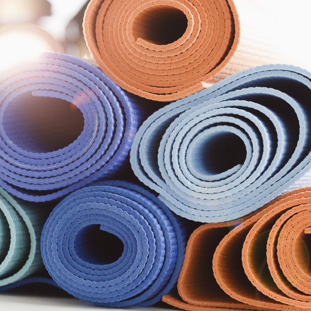 L'art-thérapie et le yoga pour traiter le trouble d'anxiété sociale