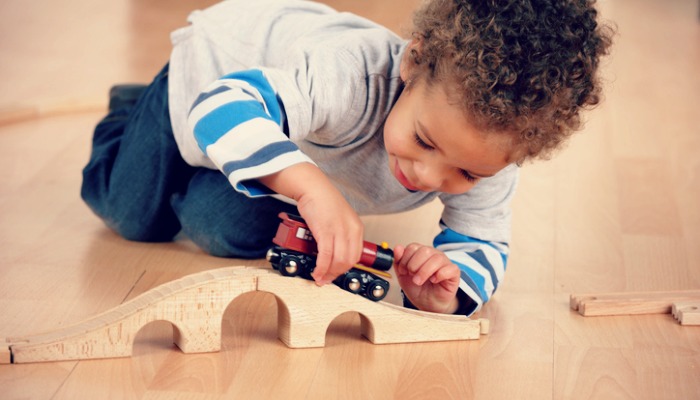 Le New York Transit Museum stimule la passion pour les trains chez les enfants autistes