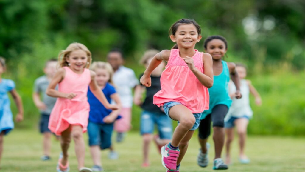 Le manque de jeu et de récréation gratuits fait des ravages sur la santé mentale de nos enfants