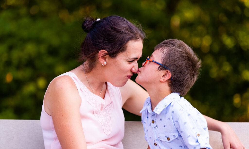 Les enfants autistes sont à l'écoute des sentiments de maman, selon une étude