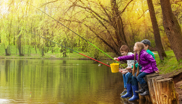 Les enfants passent-ils assez de temps dans la nature?