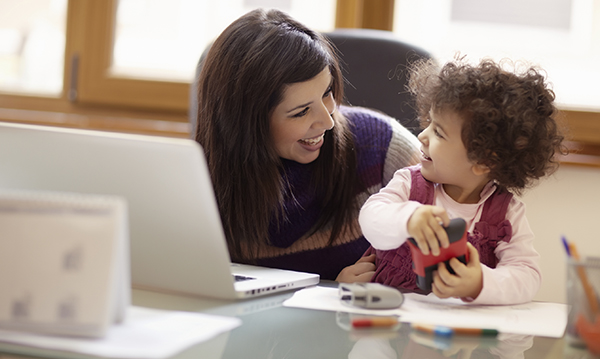 Les mamans modernes travaillent plus que jamais à plein temps, mais disent que le temps partiel est idéal 10 Les mamans modernes travaillent plus que jamais à plein temps, mais disent que le temps partiel est idéal
