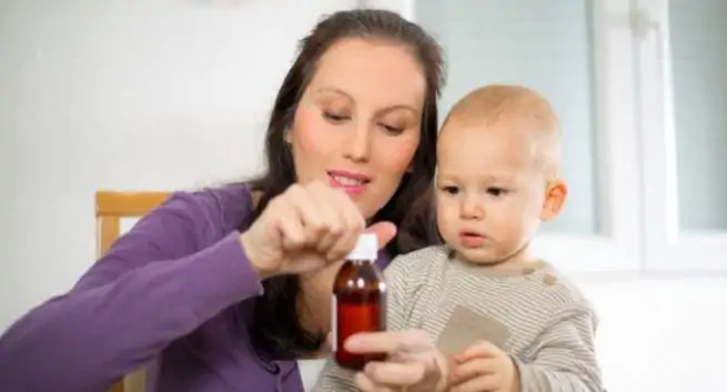 Médicaments pour les enfants: écoutez le médecin pour éviter les effets secondaires 16 Gardiens d'enfants - enfants atteints de dermatite atopique - Anxiété légère et dépression - quel est l'impact d'une dermatite atopique sur les familles