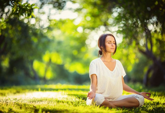 Méditation pour la conception: est-ce que cela vous aide vraiment à tomber enceinte? 