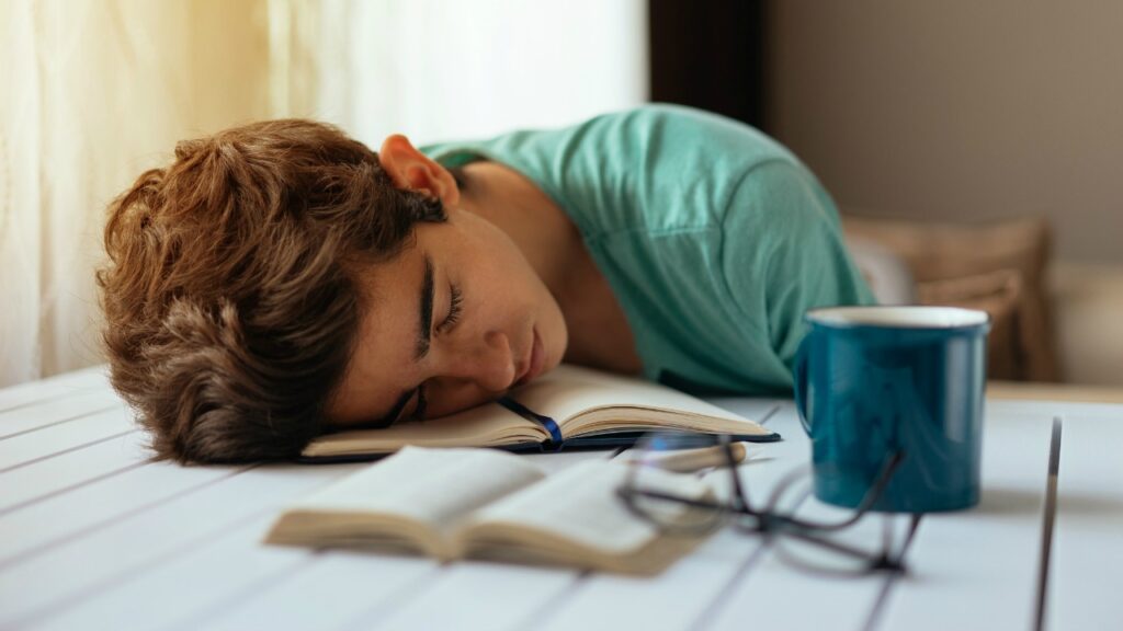 Mes adolescents se couchent toujours avant le vôtre, et voici pourquoi