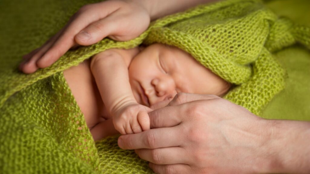 Nous devrions abandonner les douches pour bébés et organiser à la place de nouvelles mamans une fête post-partum