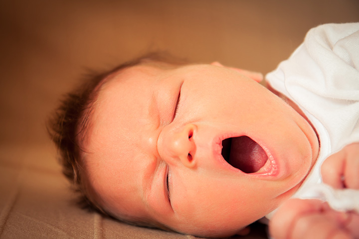 Nouvelles mamans, évitez ces erreurs de coucher de bébé