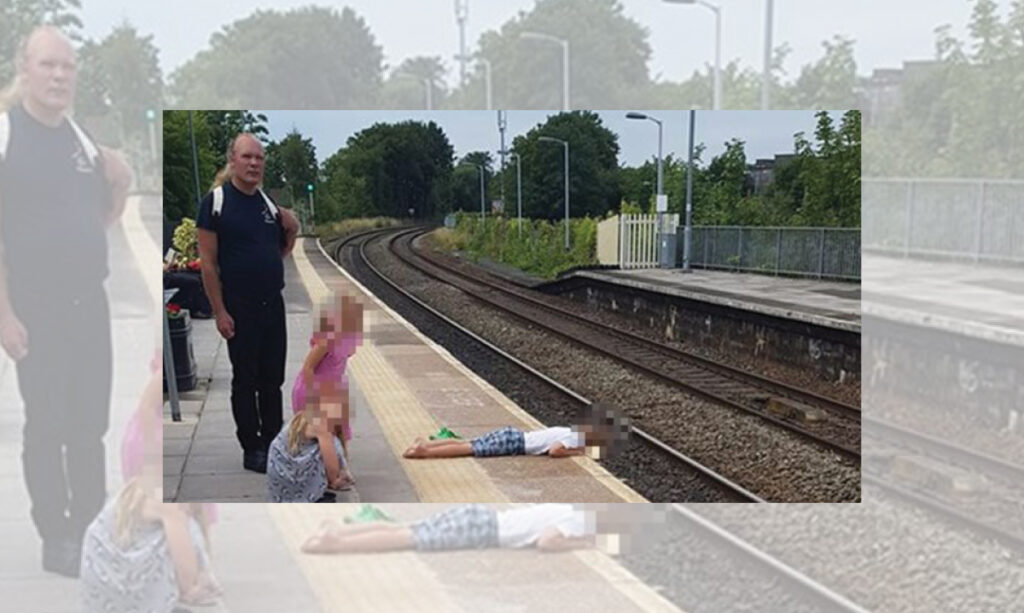 Papa critiqué pour avoir laissé son fils jouer sur le bord de la plate-forme de train 2 Papa critiqué pour avoir laissé son fils jouer sur le bord de la plate-forme de train