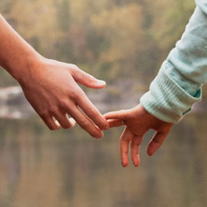Papa veut que sa fille fasse du sexe génial