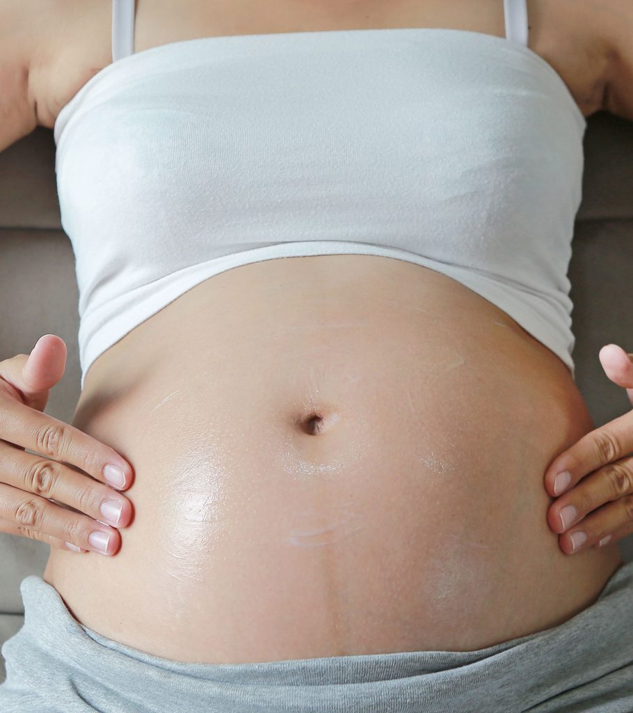 Peau sèche pendant la grossesse: causes et moyens de la contrôler