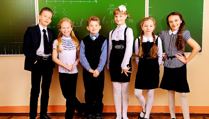Pourquoi nous devons arrêter avec la critique du code vestimentaire de l'école 7 Pourquoi nous devons arrêter avec la critique du code vestimentaire de l'école