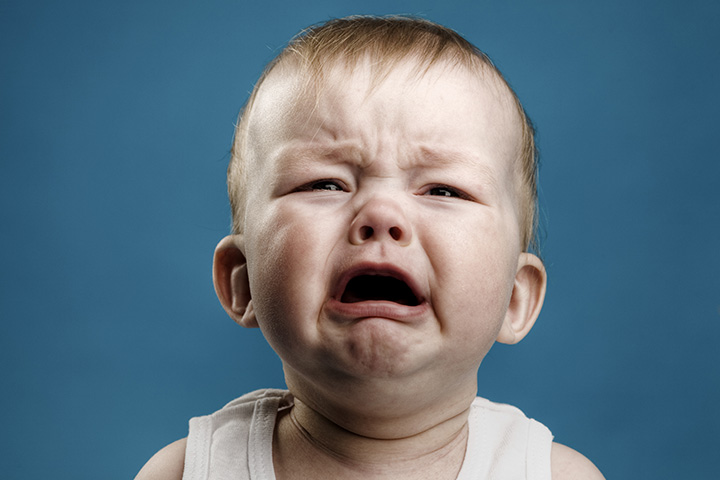 Pourquoi vous ne devriez pas laisser votre bébé pleurer trop longtemps