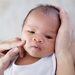 Que faire avec l'acné infantile