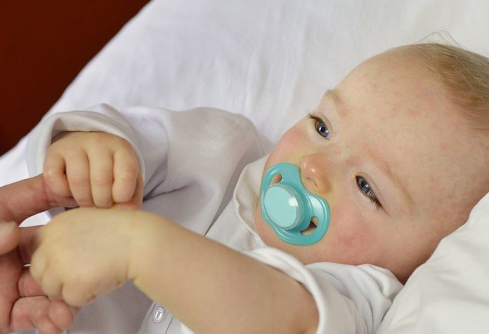 Roseola (SIXIÈME maladie) chez les bébés Roseola SEXTA enfermedad en bebes