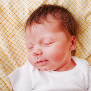 Initiatives de sommeil sécuritaire pour les bébés du Michigan