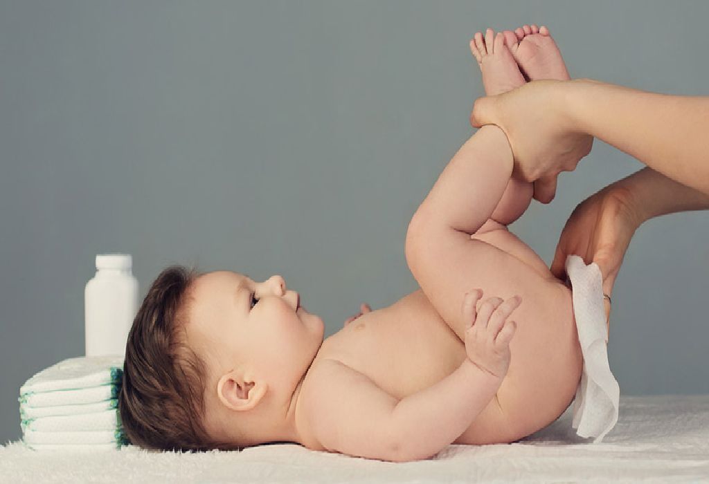 Cette maman a trouvé un truc incroyable pour changer les couches… 3 Cette maman a trouvé une astuce incroyable pour rendre le changement de couches beaucoup plus facile