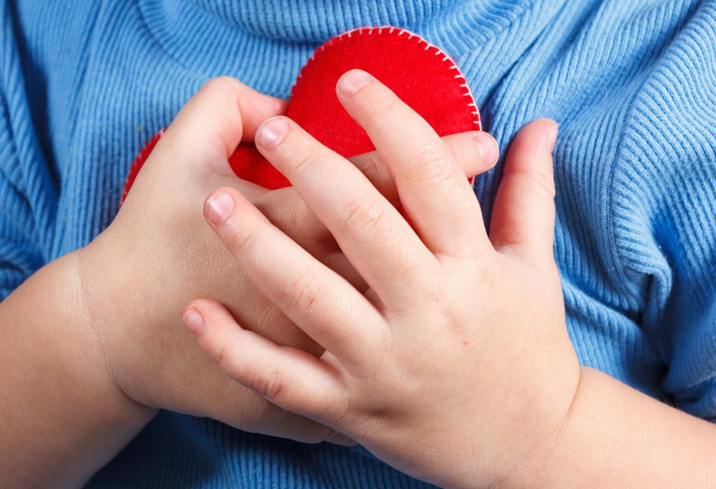 Trou dans le cœur du bébé: types, causes et traitement