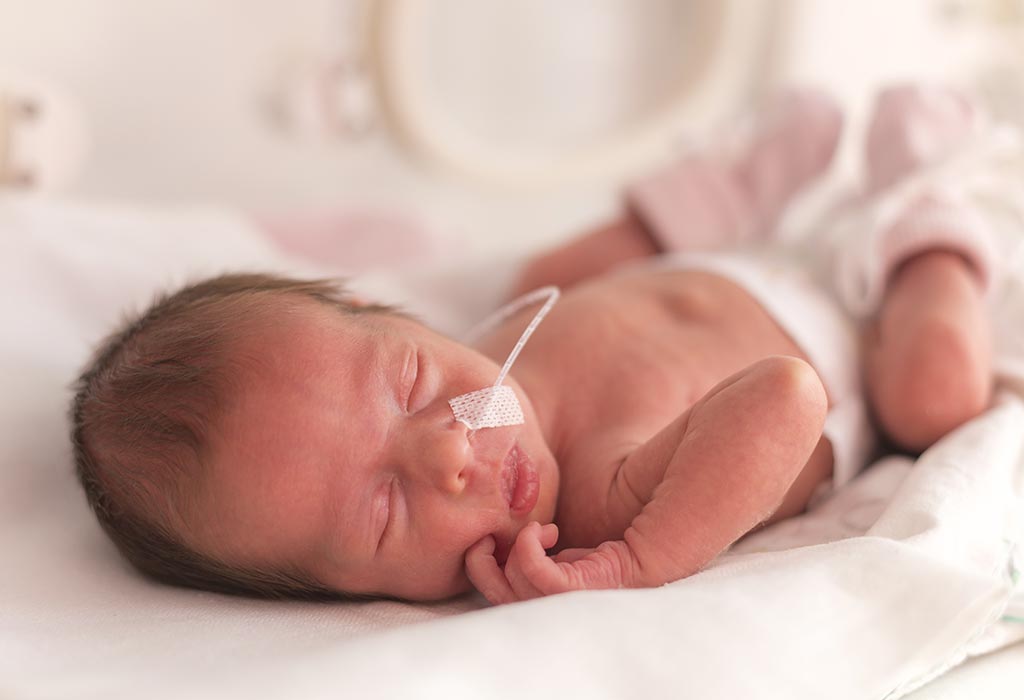 Un bébé né à 33 semaines de grossesse 9 Bébé né à 33 semaines de grossesse