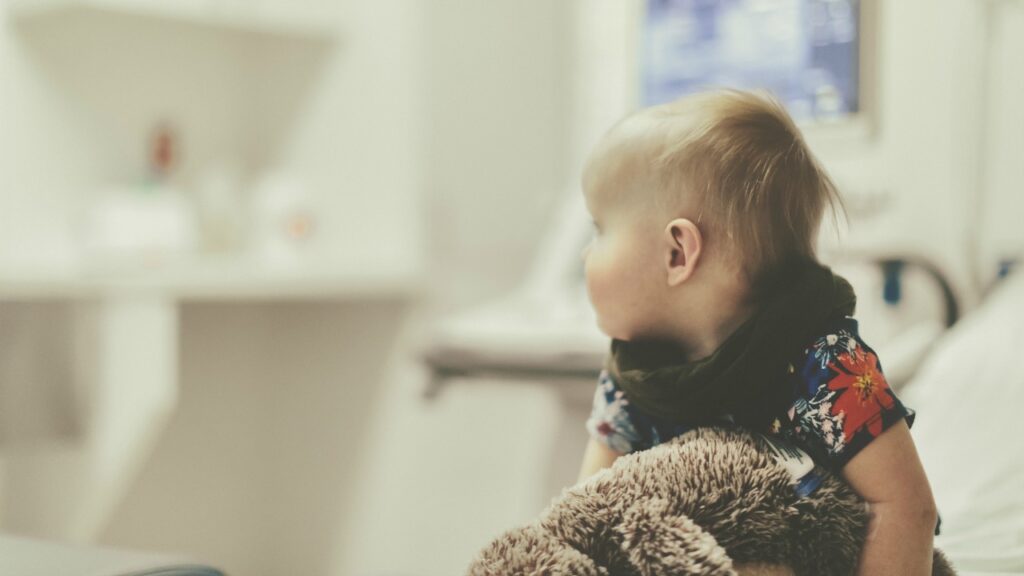 Ce que j'ai appris après que ma fille a reçu un diagnostic de tumeur cérébrale pédiatrique