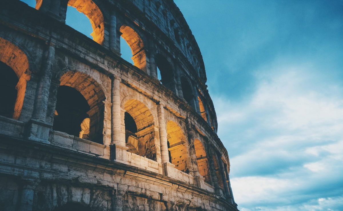 Rome ne s'est pas construite en un jour, mais ils posaient des briques toutes les heures