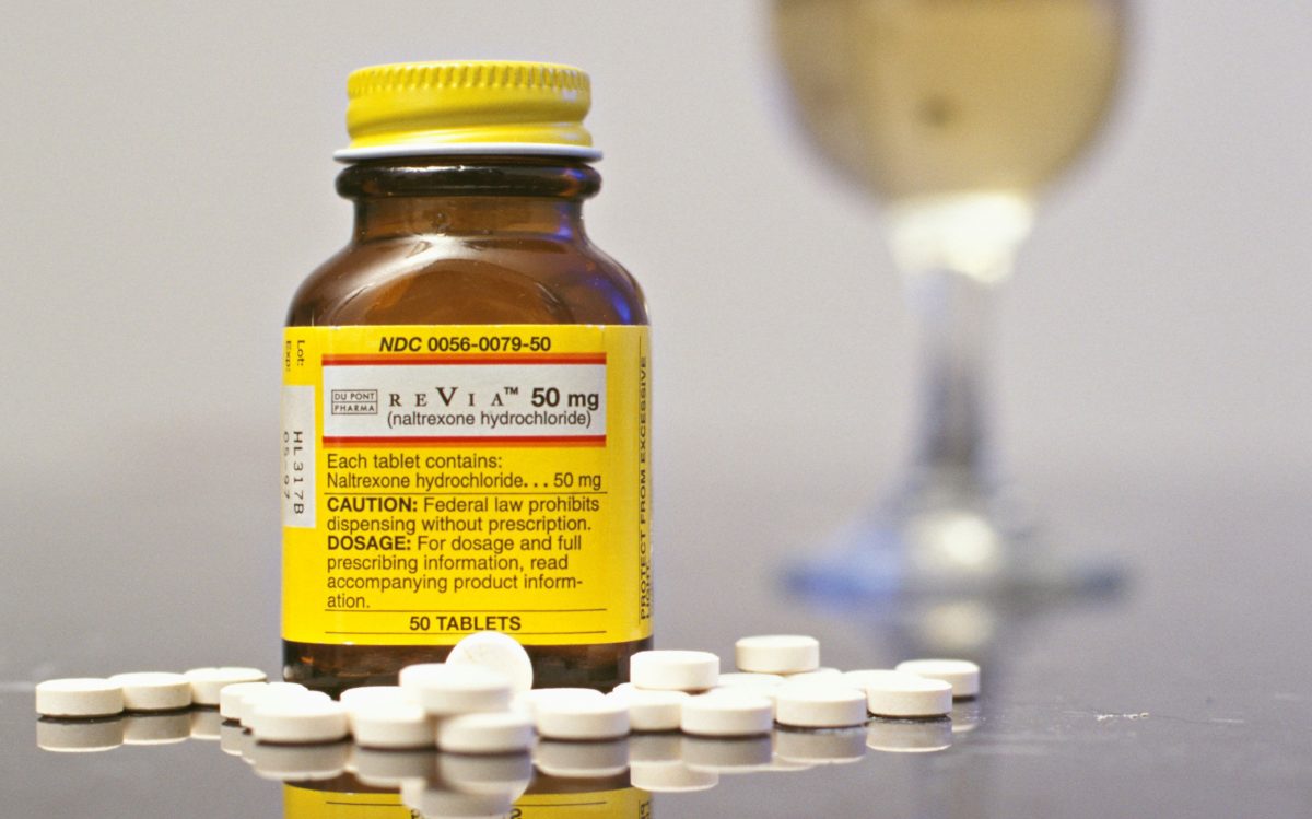 Combien de temps la naltrexone reste-t-elle dans votre système?