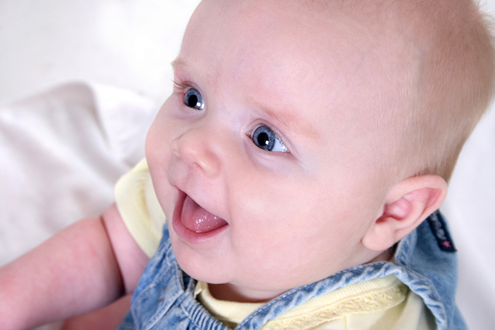 Cernes sous les yeux de bébé