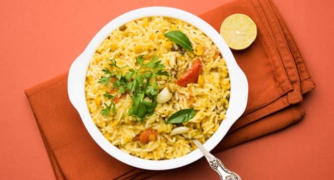 Khichdi PAS la nourriture nationale de l'Inde, mais voici pourquoi cela devrait être selon les meilleurs experts en nutrition et en fitness