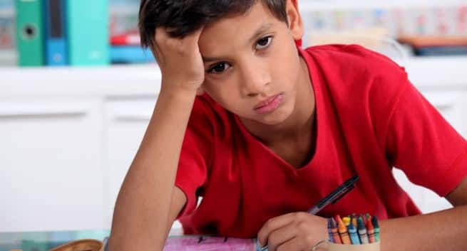 Selon une étude, les médias sociaux affectant le sommeil des enfants