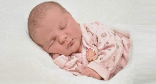 Un bébé de quatre mois meurt à l'hôpital de Delhi après l'injection d'analgésiques d'un médecin