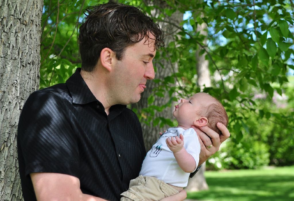 Experten für Kinderbetreuung enthüllen 10 Geheimnisse der Papa-Baby-Bindung - es ist Papa ...