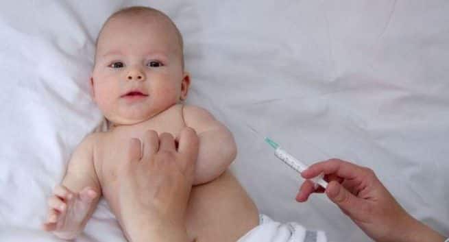 baby-vaccination Hindi