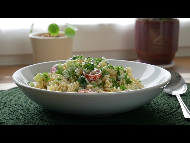Nudelsalat mit Tzatziki: 5 leckere Variationen für den Sommer 5 nudelsalat mit tzatziki