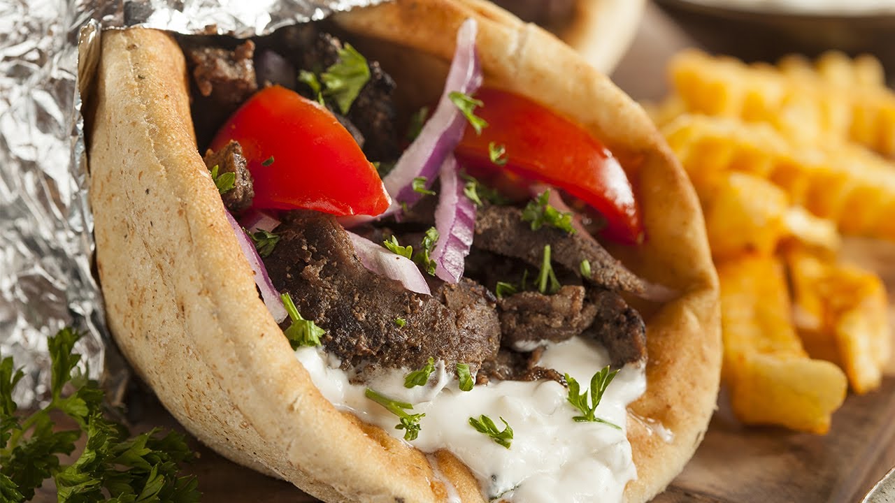 Woraus ist Gyros: 7 leckere Zutaten für den perfekten Geschmack 1 woraus ist gyros